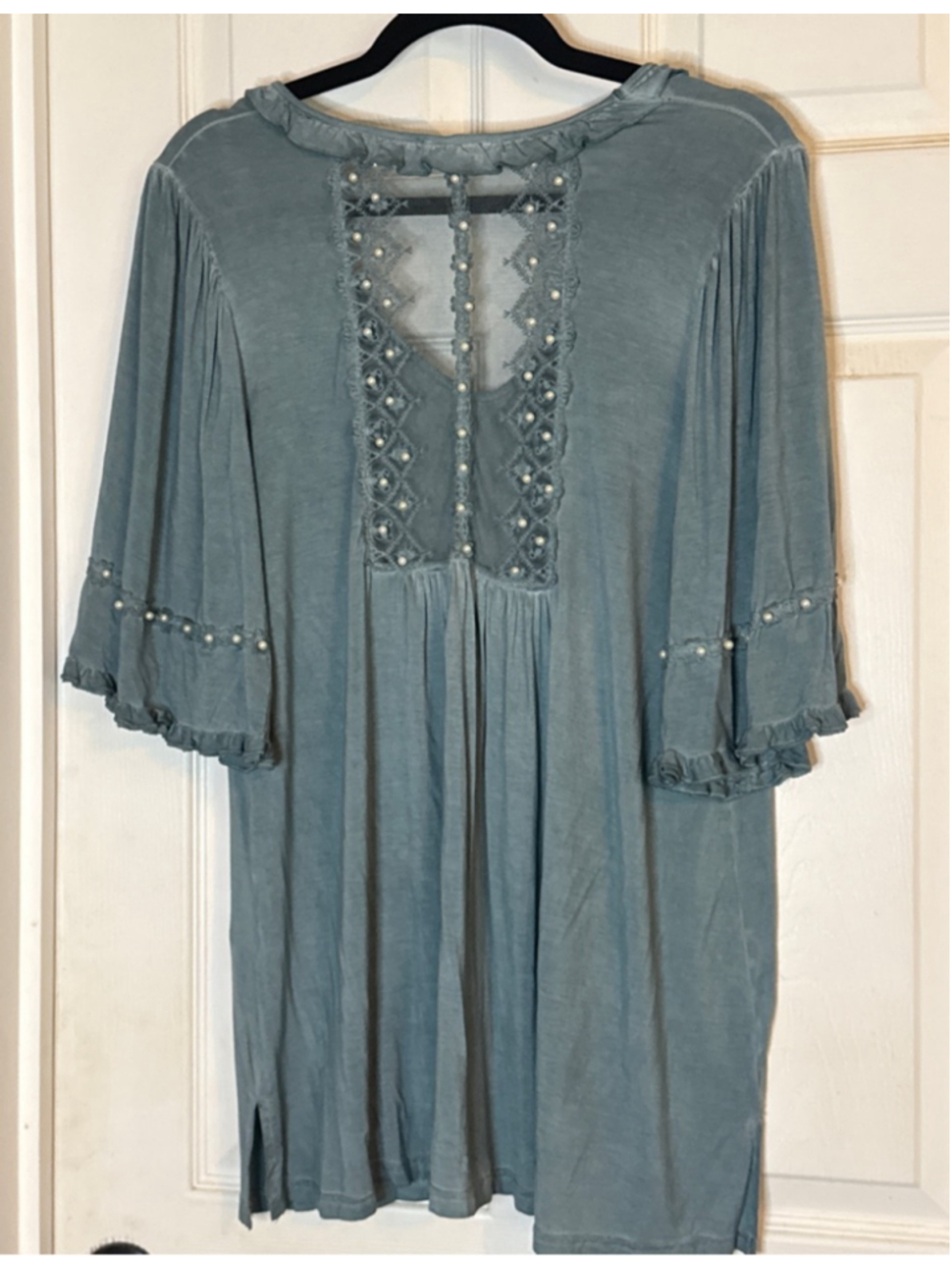POL Teal Tunic Top with Pearl and Lace Details - Picture 3 of 4